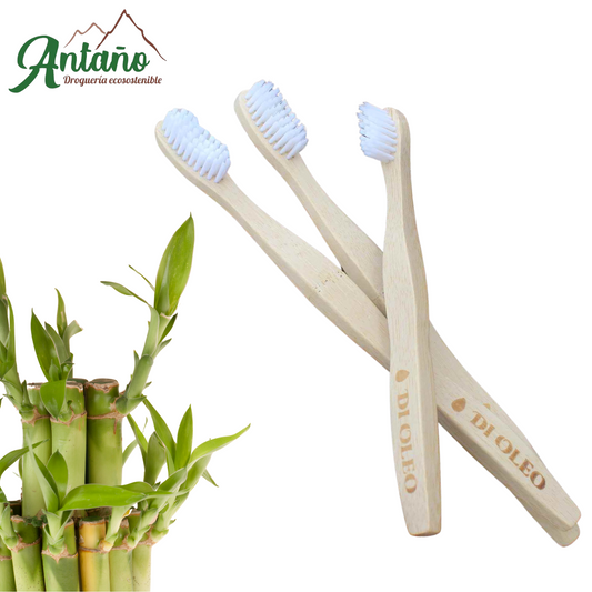 Cepillo de dientes de bambú DI OLEO