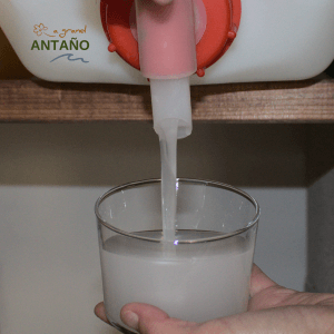 JABÓN NATURAL ROPA BLANCA YASELICOR 2,40€ KG.