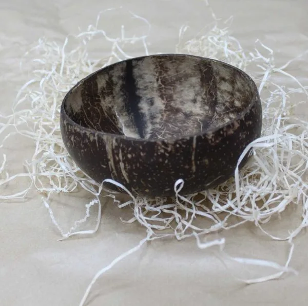 Cuenco de cáscara natural de coco - Imagen 2