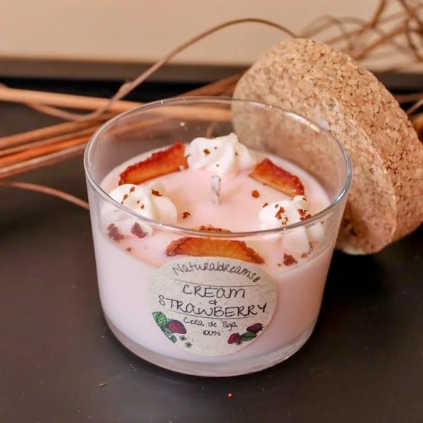 Vela natural cera de soja 125 gr. fresa y nata