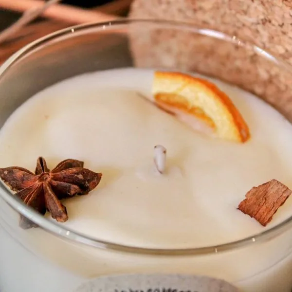 Vela natural de cera de soja canela y naranja