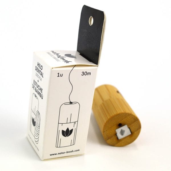 Hilo dental estuche de bambú Naturbrush - Imagen 5